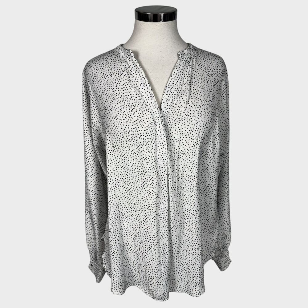 Carolina Belle Montreal Medium Blouse White Black Print 100% Polyester
